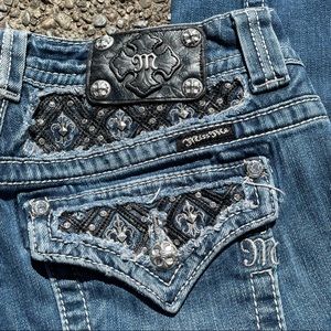 Miss Me Straight Leg Size 29